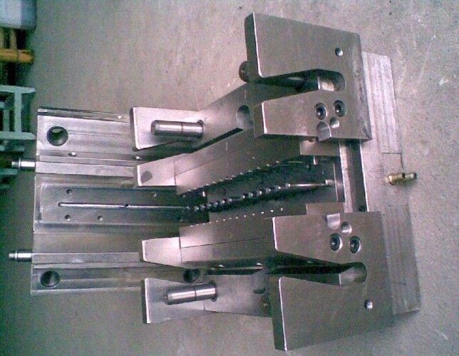 深圳模具廠,什么是注塑模具？